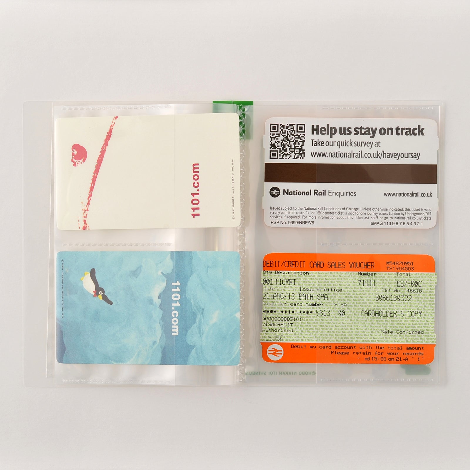 Hobonichi Card Case This card case holds up to 32 cards, such as point cards, business cards, or any small clippings or stamps. The flap allows it to fit perfectly into the Hobonichi Techo cover. The first and final pages are larger-size pockets to store items slightly larger than standard card size.