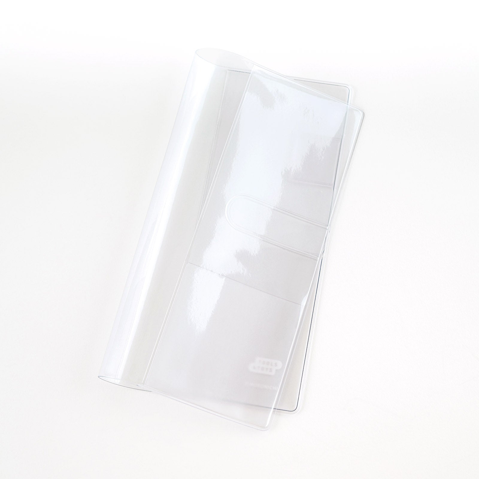 Hobonichi Clear Cover for Weeks This is a protective cover that can be used on top of your Hobonichi Weeks to protect it from wear and tear. You can also store illustrations under your cover on cover to boost your Hobonichi covers design. This Weeks cover on cover also has a pen loop.