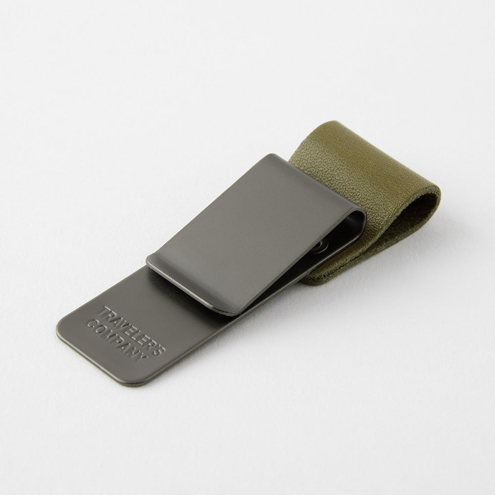 Traveler's Notebook Olive 016 Pen Holder M (regular and passport)