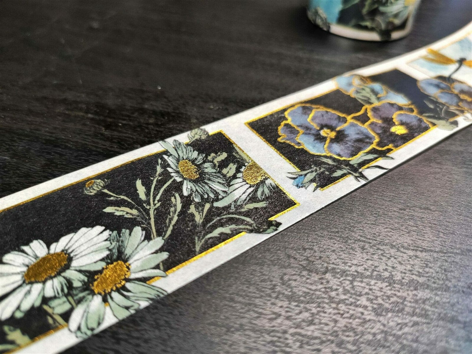 CoraCreaCrafts Flowers and Insects Foil Washitape
