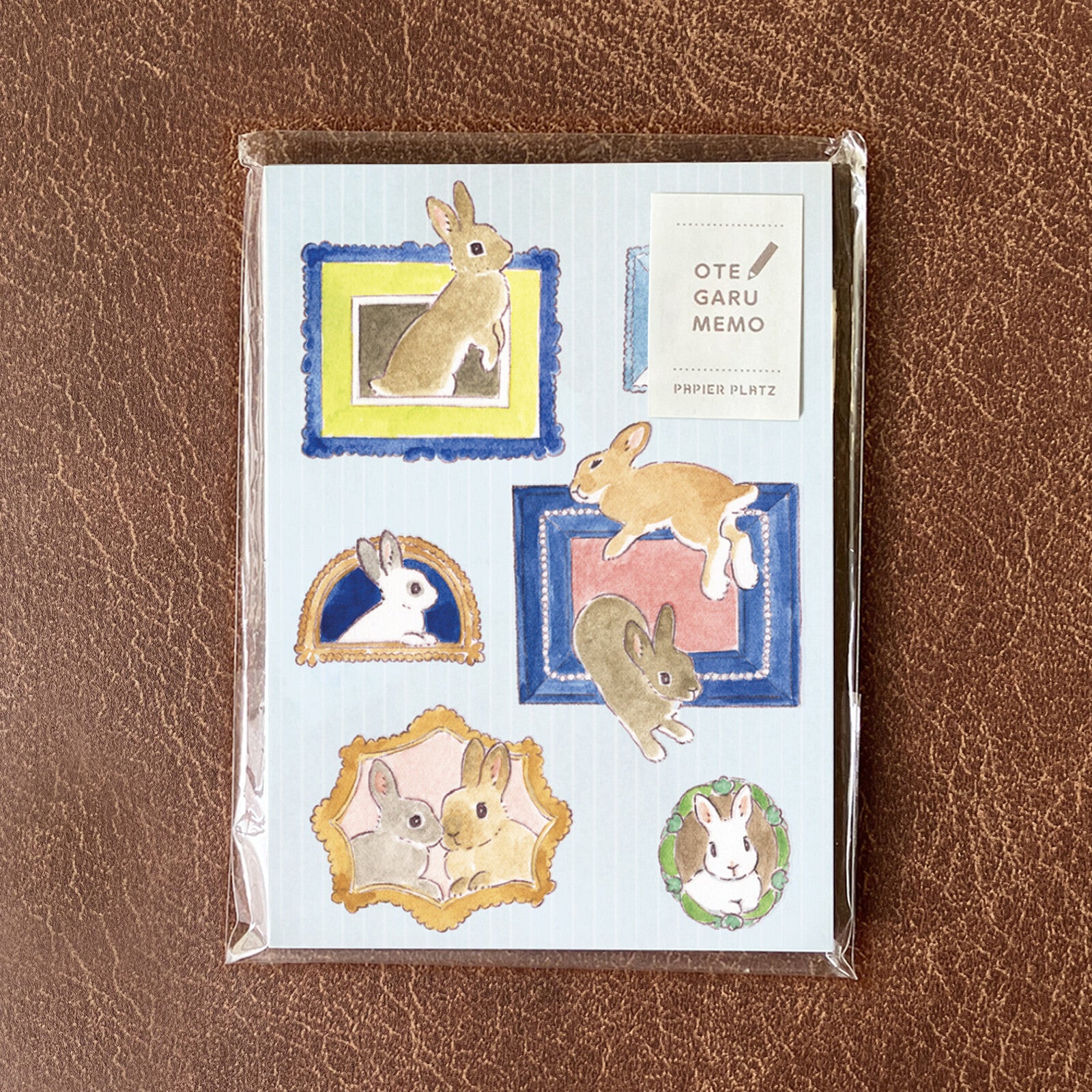 Rabbit and Mysterious Frame Otegaru Memo Pad