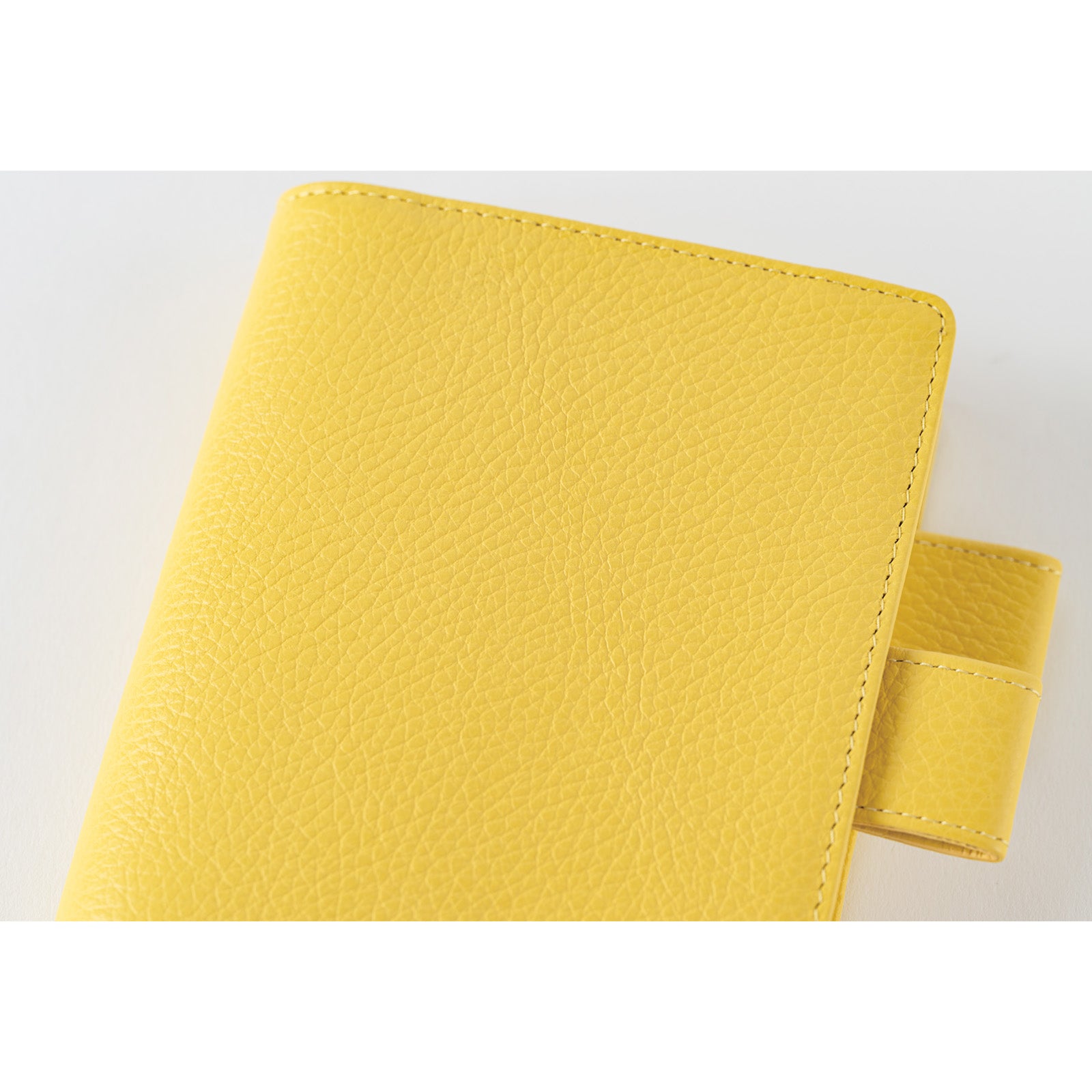 Leather: Brilliant Yellow  [A6] COVER