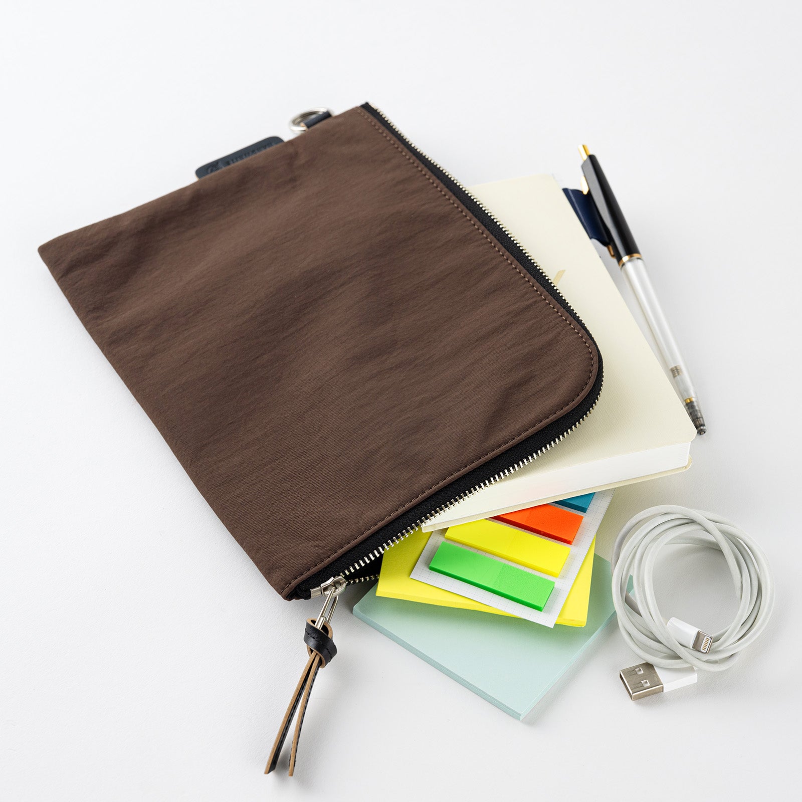 Tragen Flat Pouch for A6 Size (Brown)