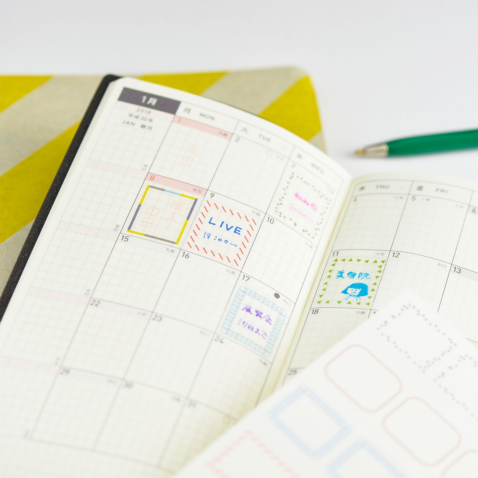 Hobonichi Frame Stickers This set of frame stickers is designed to perfectly fit the Japanese A6 Hobonichi Techo Original monthly calendar. The stickers come in several designs to make your pages pop. Stickers also come in larger “daily page” sizes to fit frames onto the daily pages.
