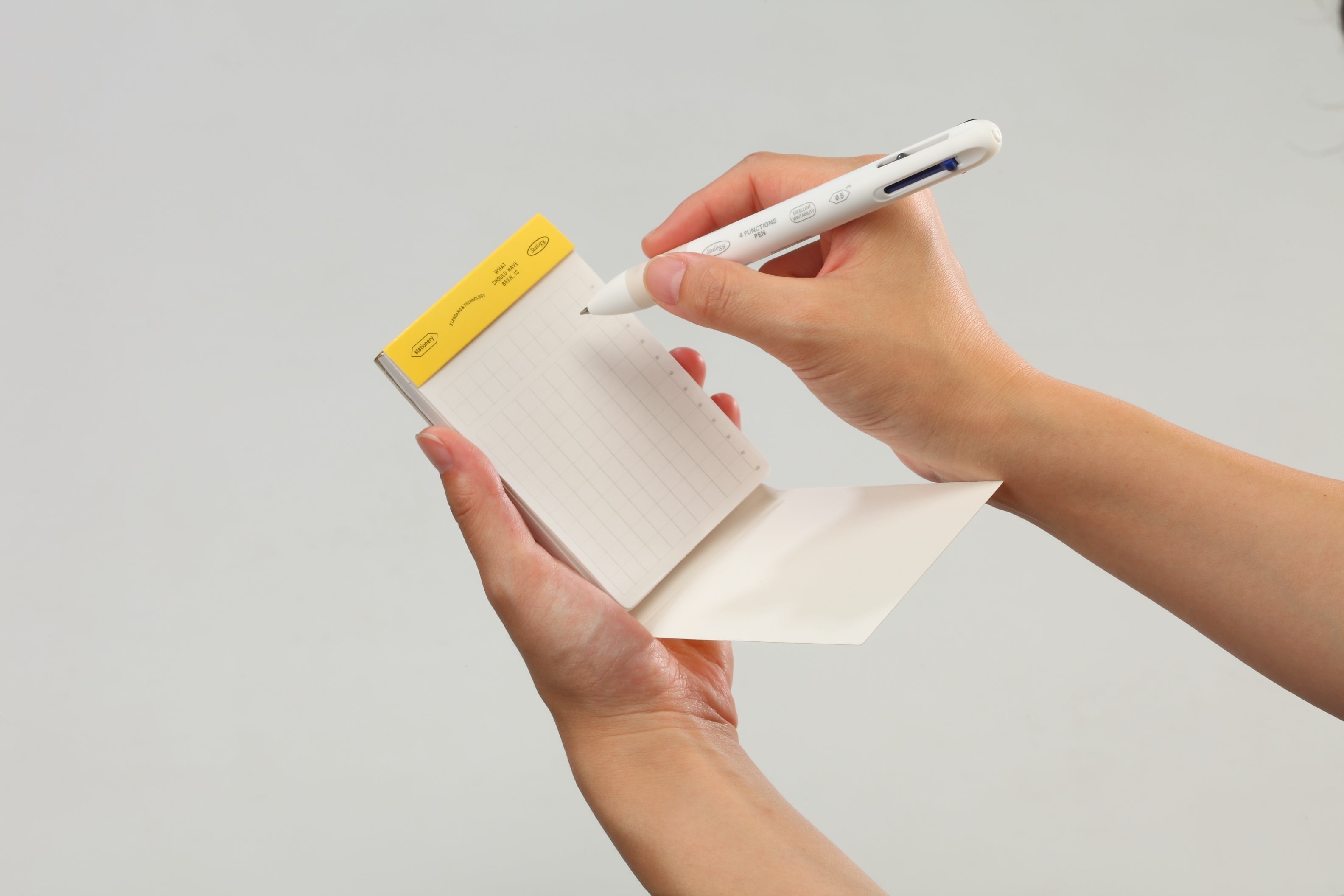 Stalogy Editor's Memo Pad Gridded