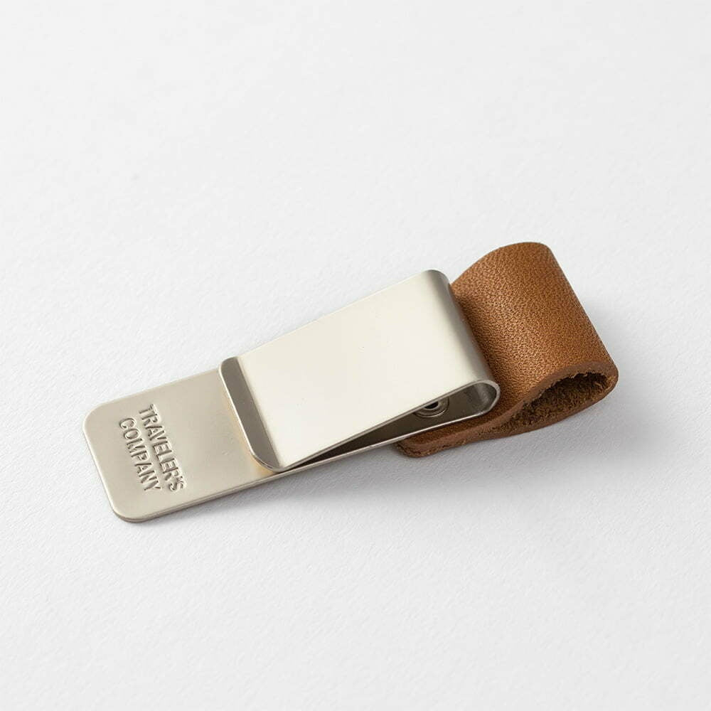Traveler's Notebook Camel 016 Pen Holder M (regular and passport)